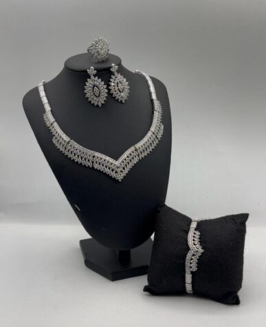 European style Jewelry set