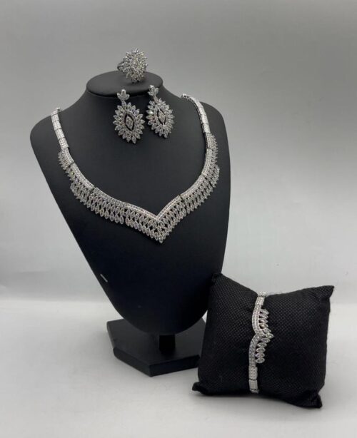 European style Jewelry set